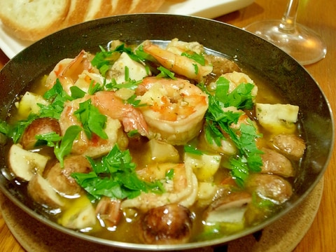 簡単!マッシュルームと海老のアヒージョ